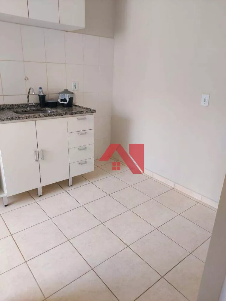 Apartamento à venda com 2 quartos, 50m² - Foto 2