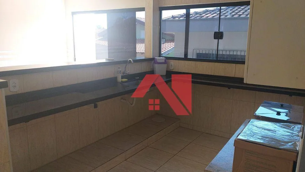 Casa, 3 quartos, 240 m² - Foto 12