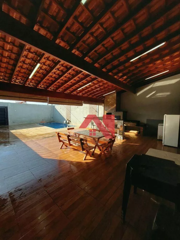 Casa à venda com 1 quarto, 110m² - Foto 4