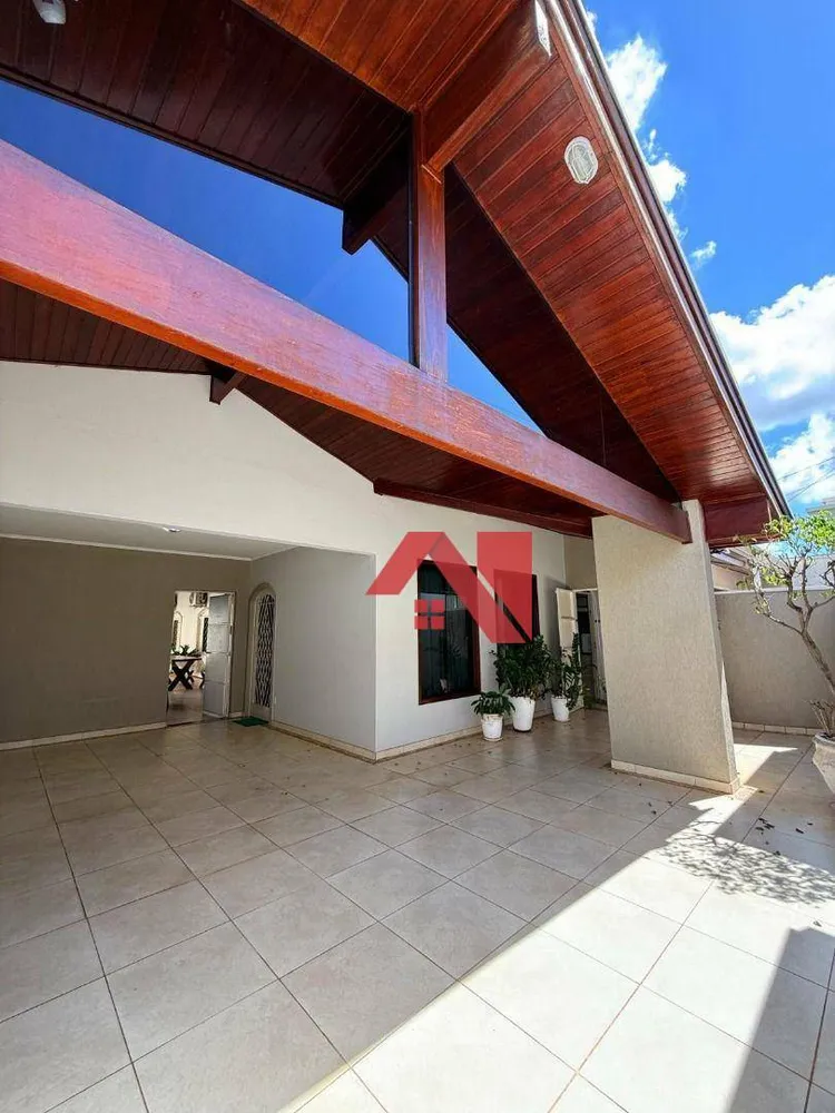 Casa, 3 quartos, 211 m² - Foto 5