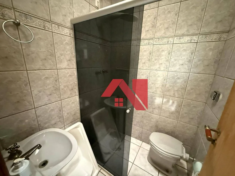 Casa, 3 quartos, 211 m² - Foto 1