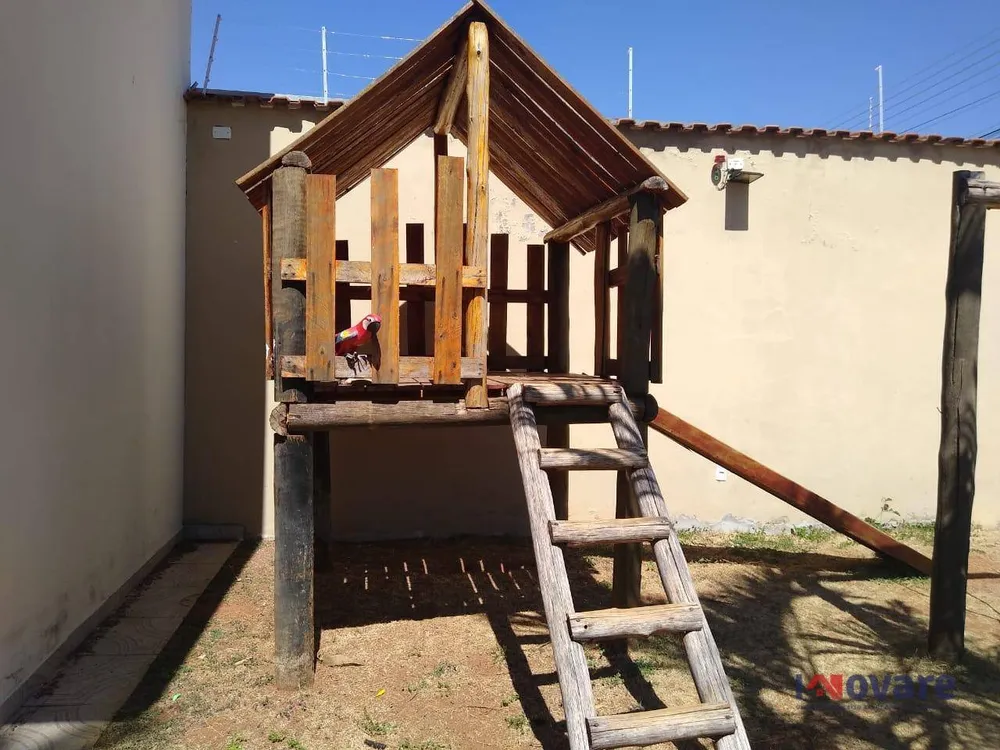 Chácara, 3 quartos, 687 m² - Foto 8