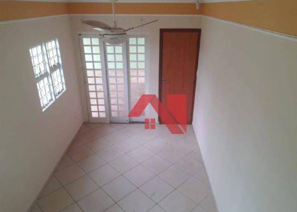 Casa, 2 quartos, 175 m² - Foto 1
