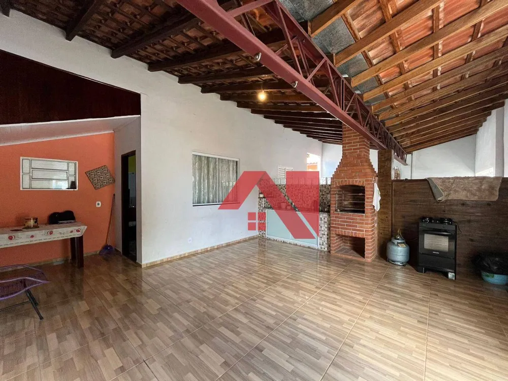 Casa, 4 quartos, 150 m² - Foto 1
