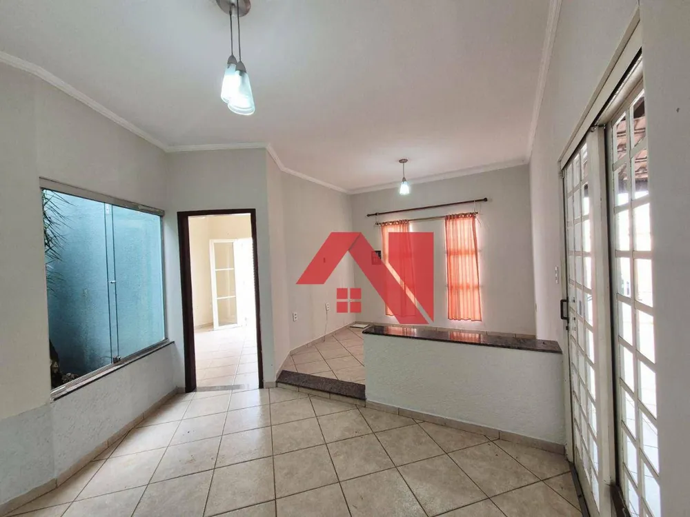Casa, 3 quartos, 200 m² - Foto 2