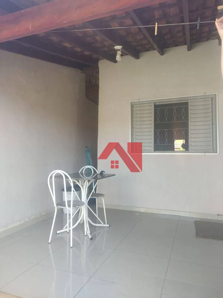 Casa, 5 quartos, 180 m² - Foto 1