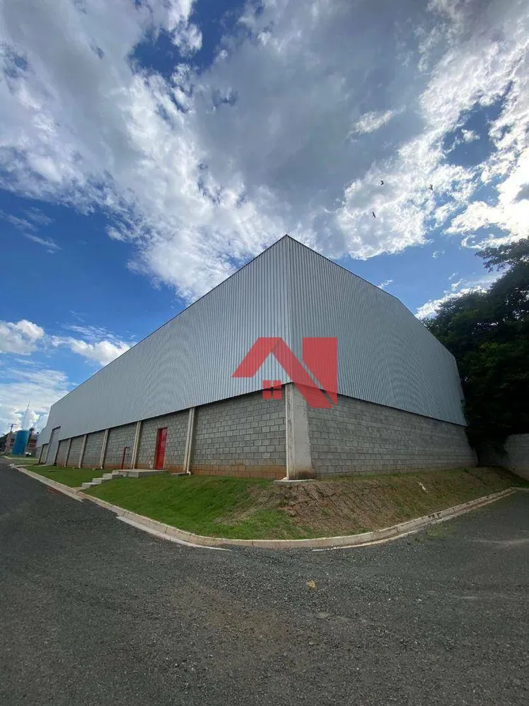 Depósito-Galpão, 1000 m² - Foto 1