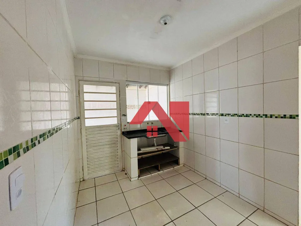 Casa, 3 quartos, 90 m² - Foto 2