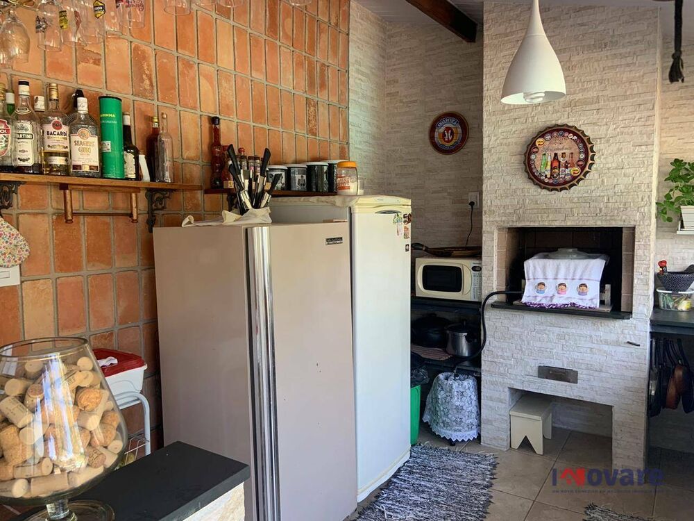 Casa, 3 quartos, 327 m² - Foto 3