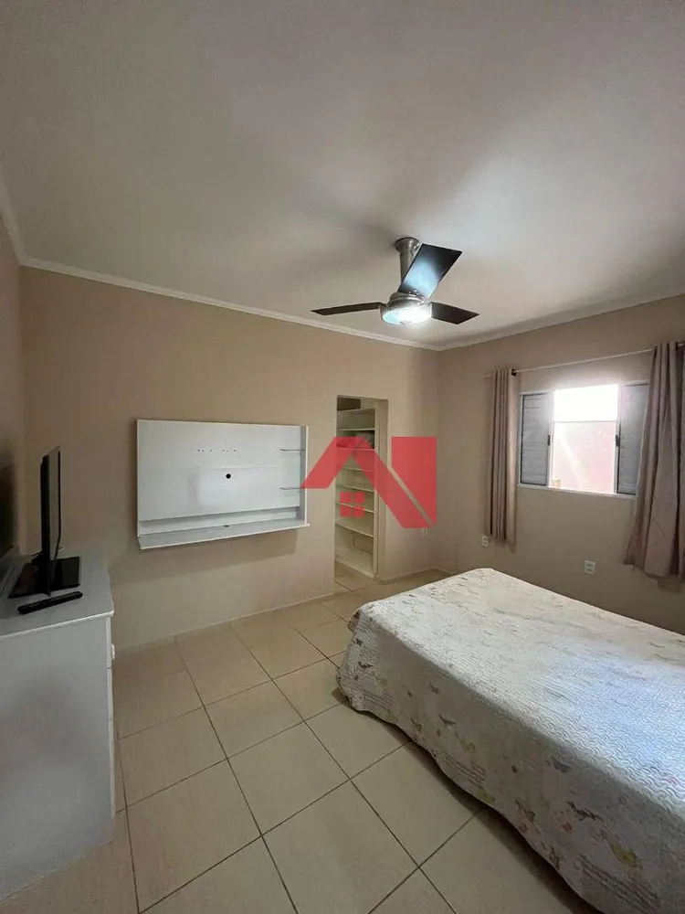 Casa, 4 quartos, 270 m² - Foto 10