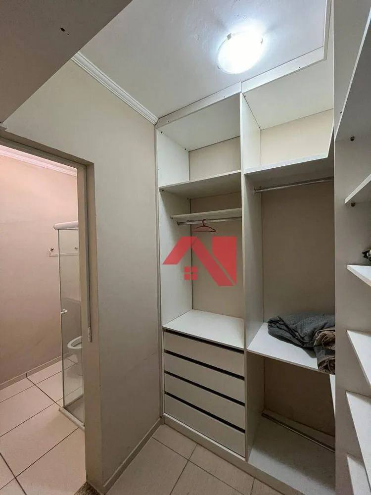 Casa, 4 quartos, 270 m² - Foto 2