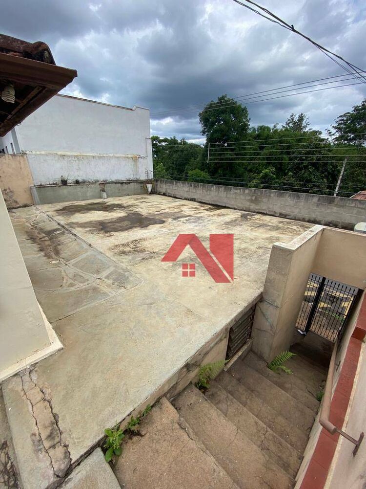 Casa, 2 quartos, 197 m² - Foto 1
