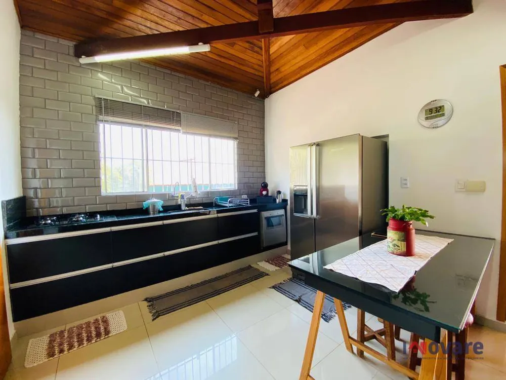 Chácara, 4 quartos, 2370 m² - Foto 14