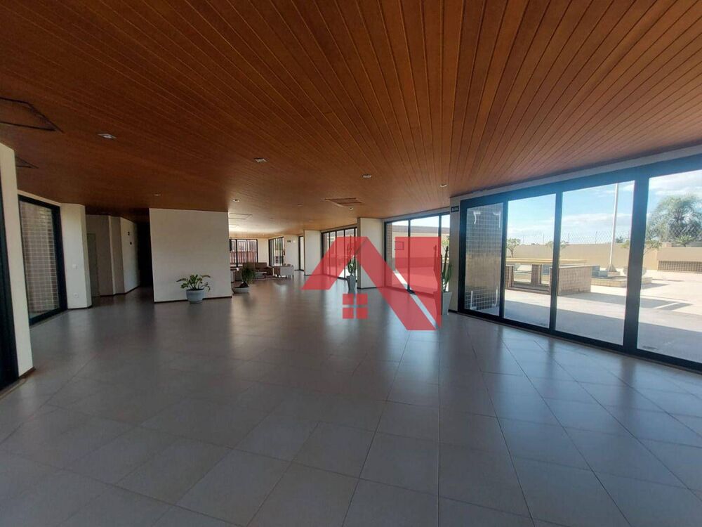 Apartamento para alugar com 3 quartos, 155m² - Foto 1