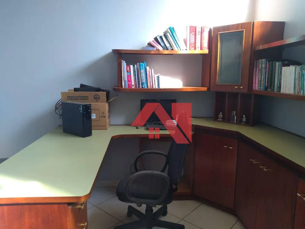 Sobrado, 6 quartos, 305 m² - Foto 8