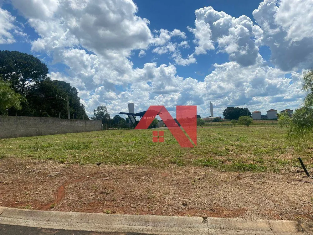 Loteamento e Condomínio, 300 m² - Foto 1