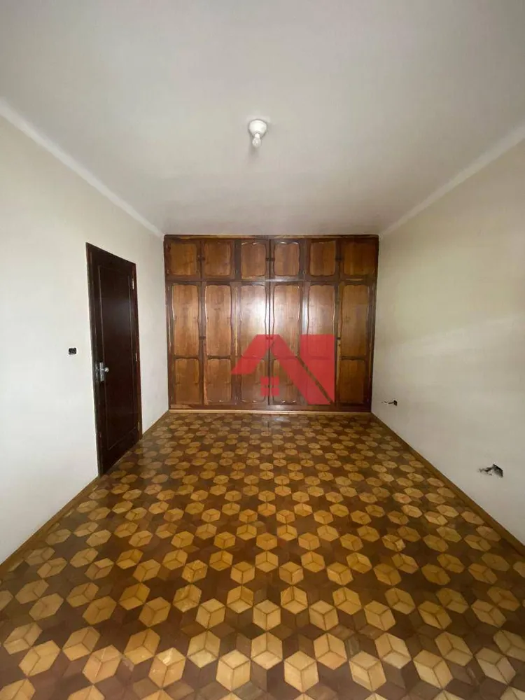 Casa, 3 quartos, 335 m² - Foto 3