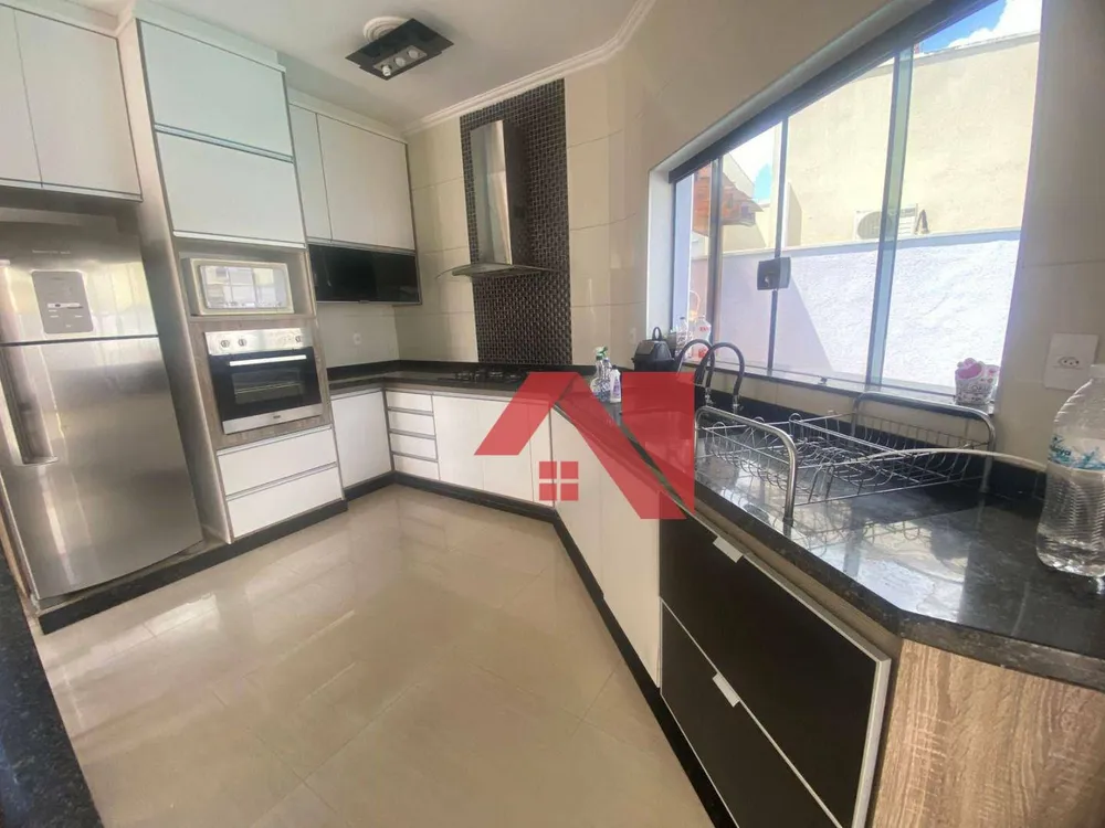 Sobrado, 3 quartos, 234 m² - Foto 9