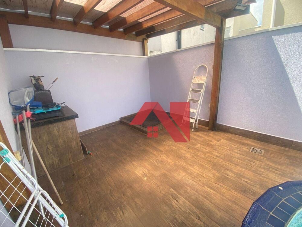 Sobrado para alugar com 3 quartos, 234m² - Foto 2