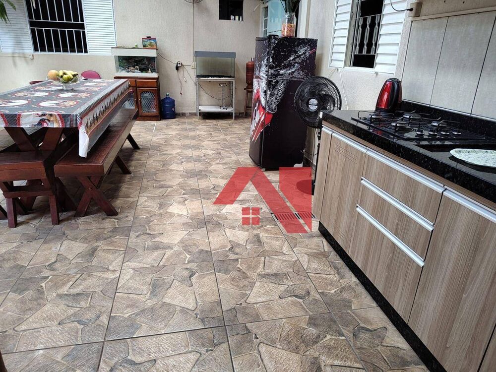 Casa, 3 quartos, 188 m² - Foto 1