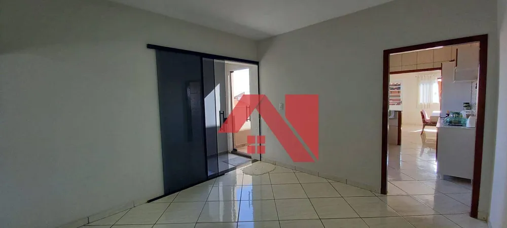 Casa, 3 quartos, 385 m² - Foto 2