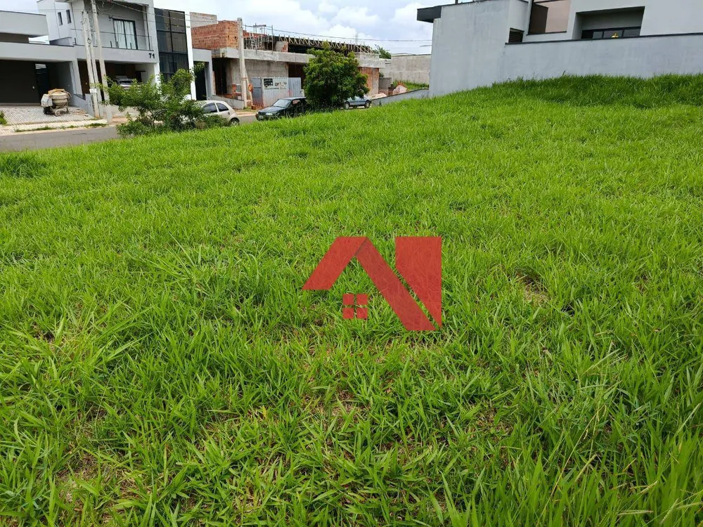 Loteamento e Condomínio, 200 m² - Foto 1