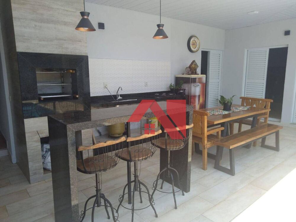 Casa, 3 quartos, 265 m² - Foto 2