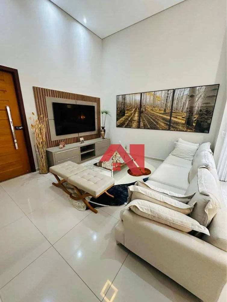 Casa, 3 quartos, 250 m² - Foto 1