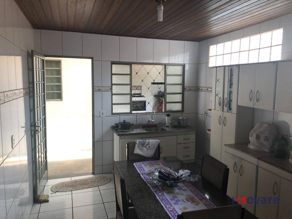 Casa, 3 quartos, 160 m² - Foto 1