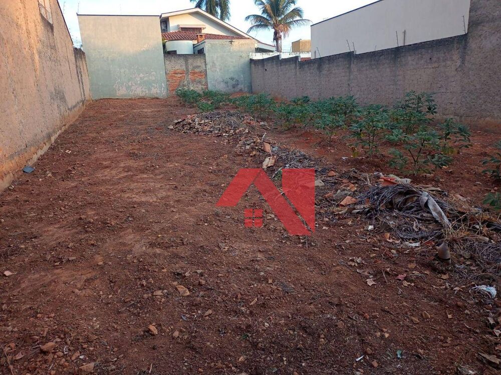 Terreno, 304 m² - Foto 1