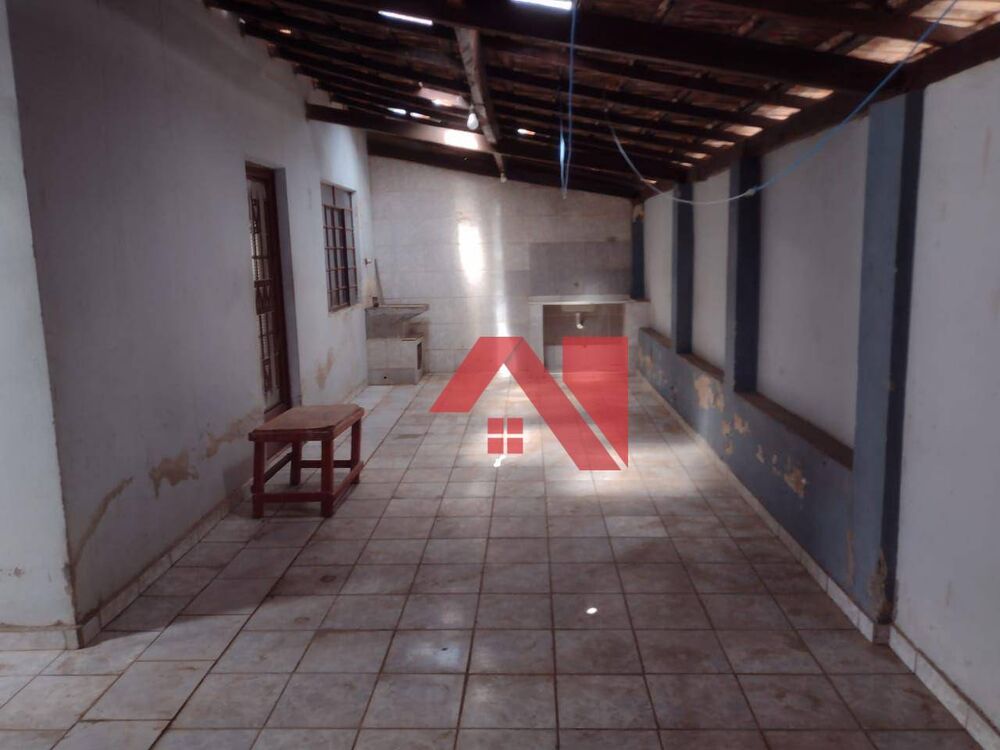 Casa, 2 quartos, 190 m² - Foto 1