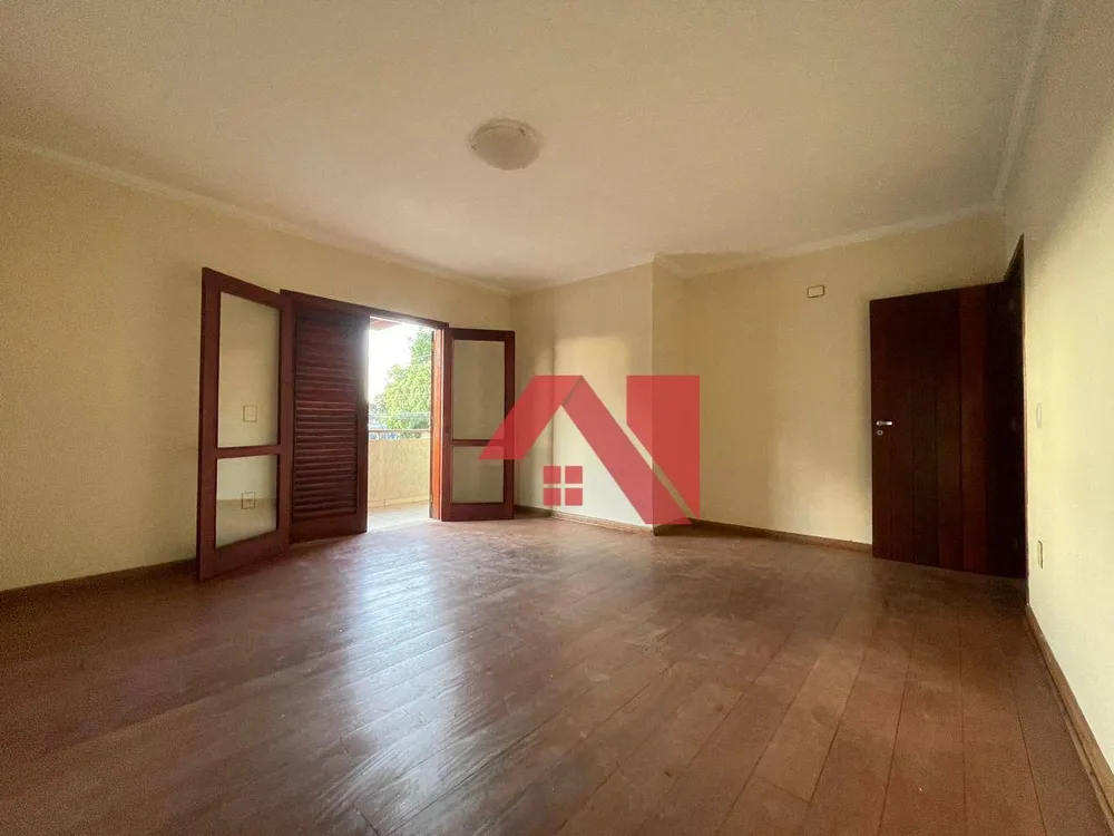 Casa, 3 quartos, 540 m² - Foto 1