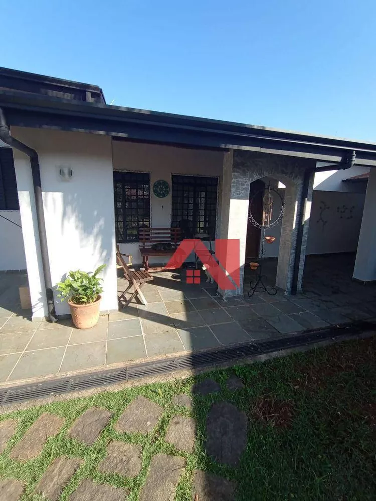 Casa, 3 quartos, 280 m² - Foto 2