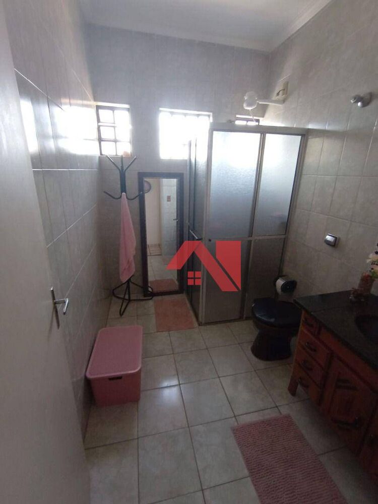 Casa, 3 quartos, 280 m² - Foto 8