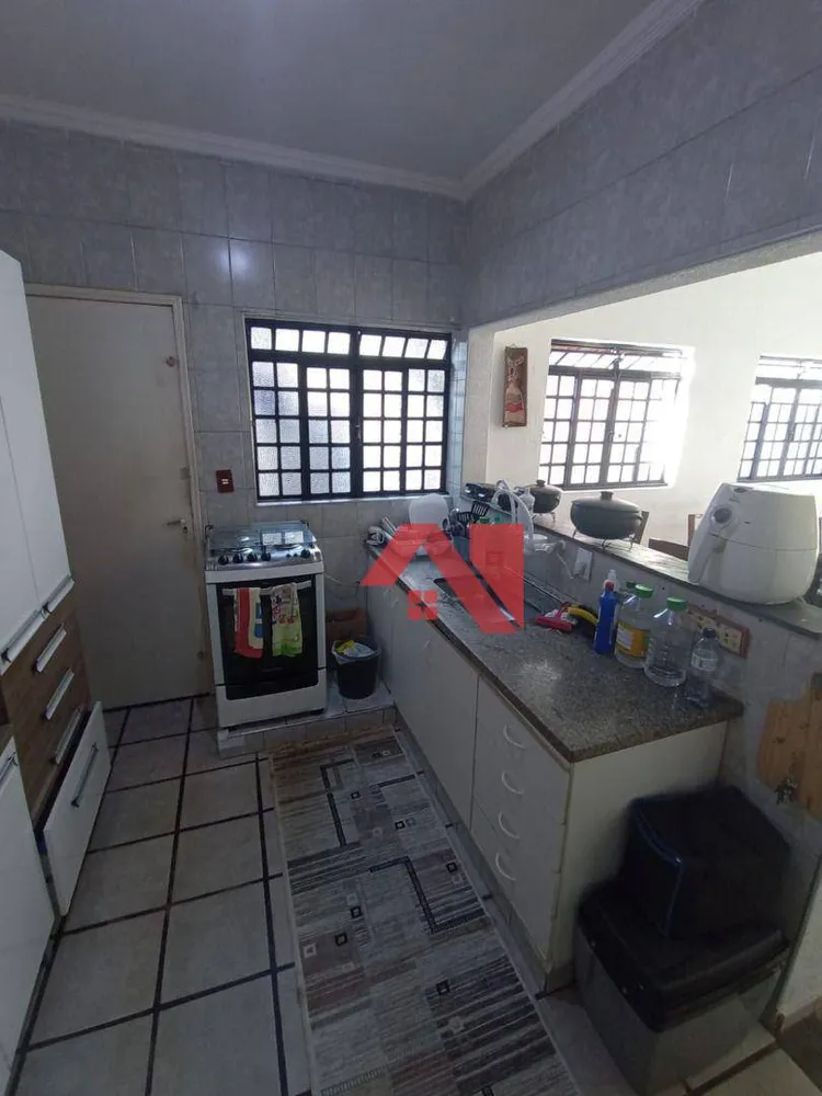 Casa, 3 quartos, 280 m² - Foto 10