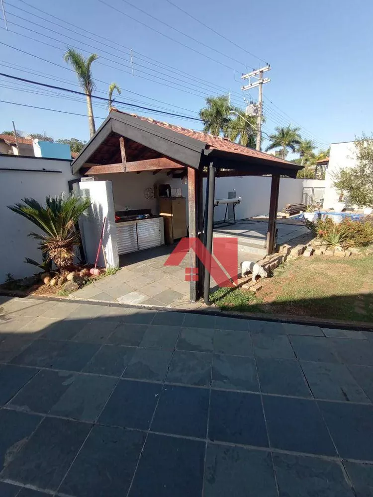 Casa, 3 quartos, 280 m² - Foto 3
