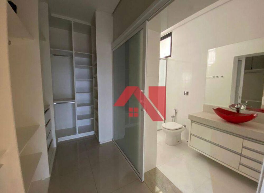 Sobrado, 4 quartos, 361 m² - Foto 9