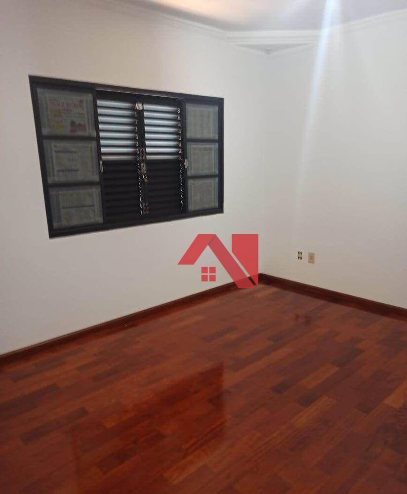 Sobrado, 4 quartos, 350 m² - Foto 2