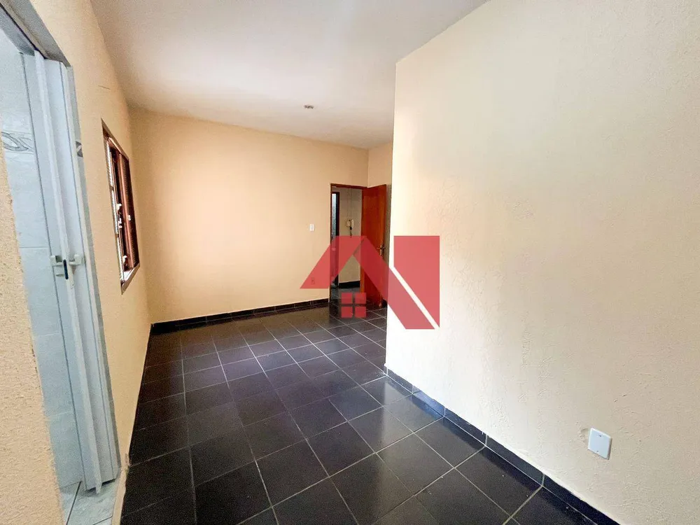 Casa, 3 quartos, 194 m² - Foto 2