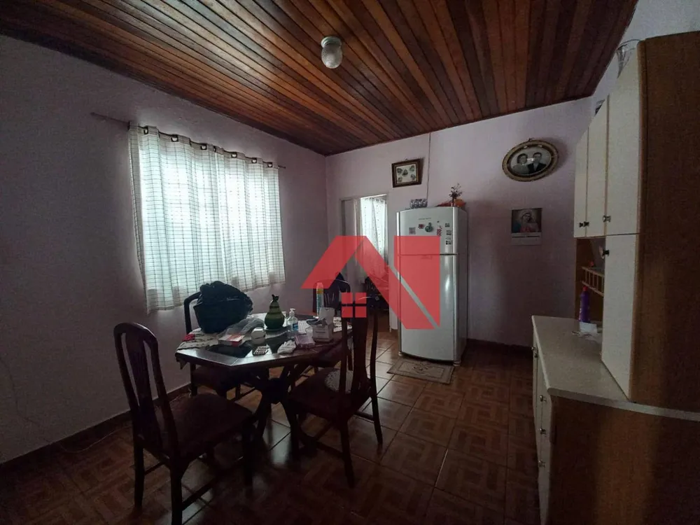 Casa, 3 quartos, 300 m² - Foto 1