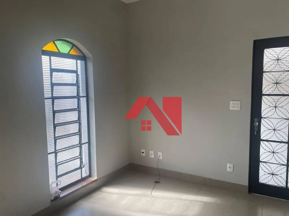Casa, 3 quartos, 160 m² - Foto 2