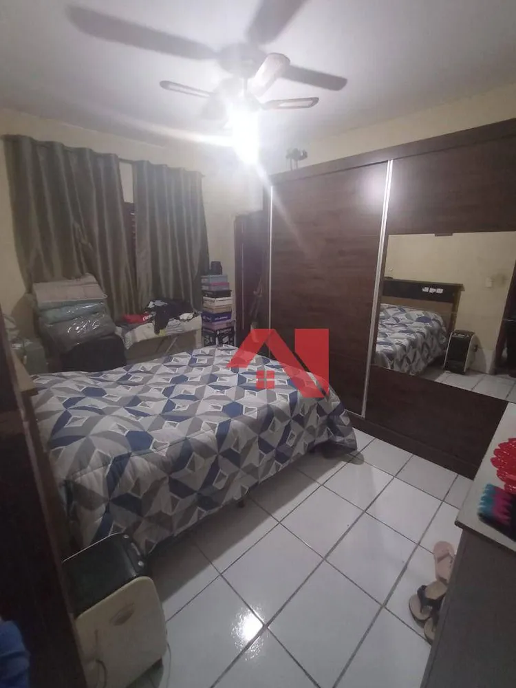 Casa, 3 quartos, 250 m² - Foto 4