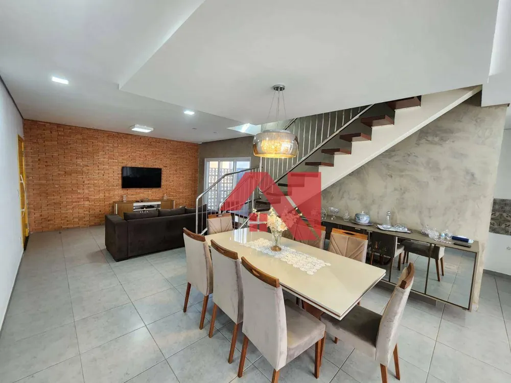 Sobrado, 4 quartos, 240 m² - Foto 12