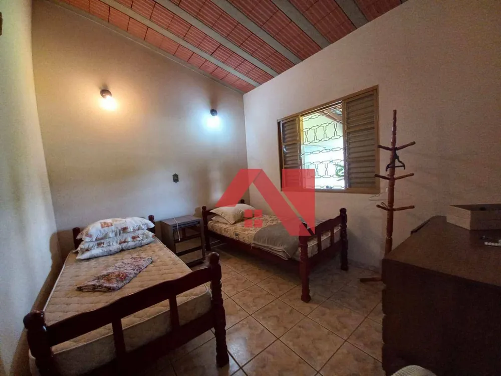 Chácara, 5 quartos, 5060 m² - Foto 1