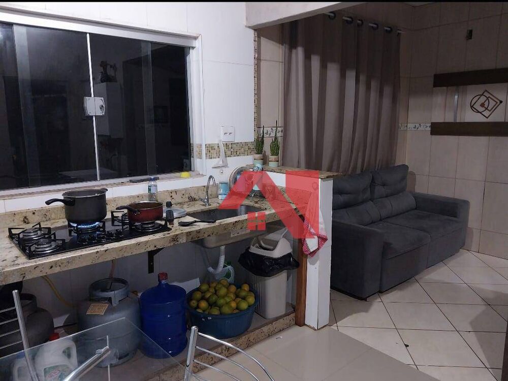 Casa, 3 quartos, 65 m² - Foto 1