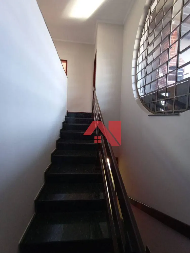 Sobrado, 3 quartos, 350 m² - Foto 2
