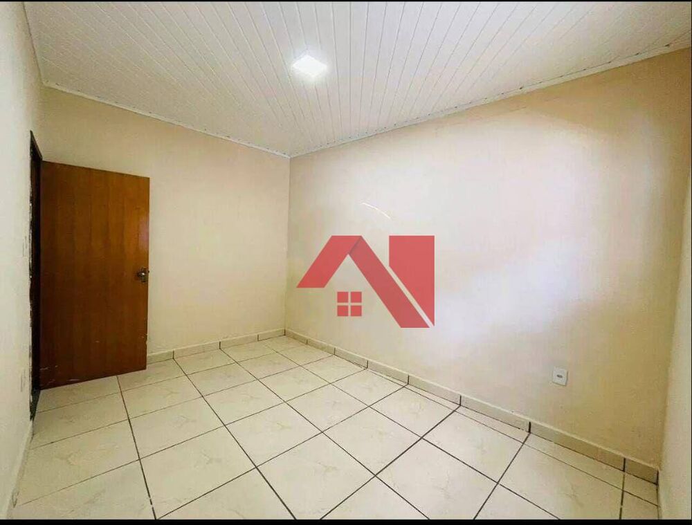 Casa para alugar com 2 quartos, 10567m² - Foto 4