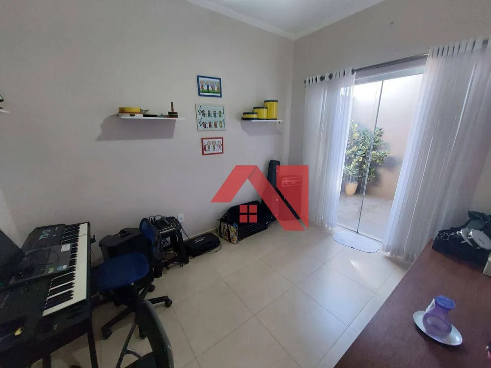 Casa, 3 quartos, 211 m² - Foto 8