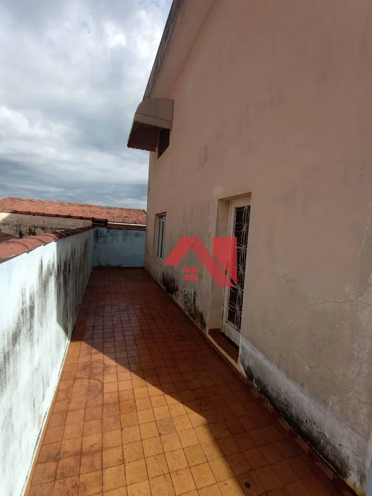 Casa, 3 quartos, 246 m² - Foto 9