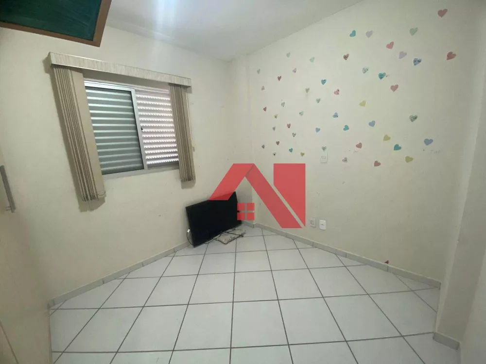 Apartamento à venda com 3 quartos, 75m² - Foto 3